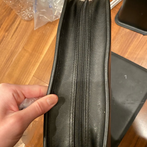 Book for CD/DVD, Black Nylon - Picture 5 of 6